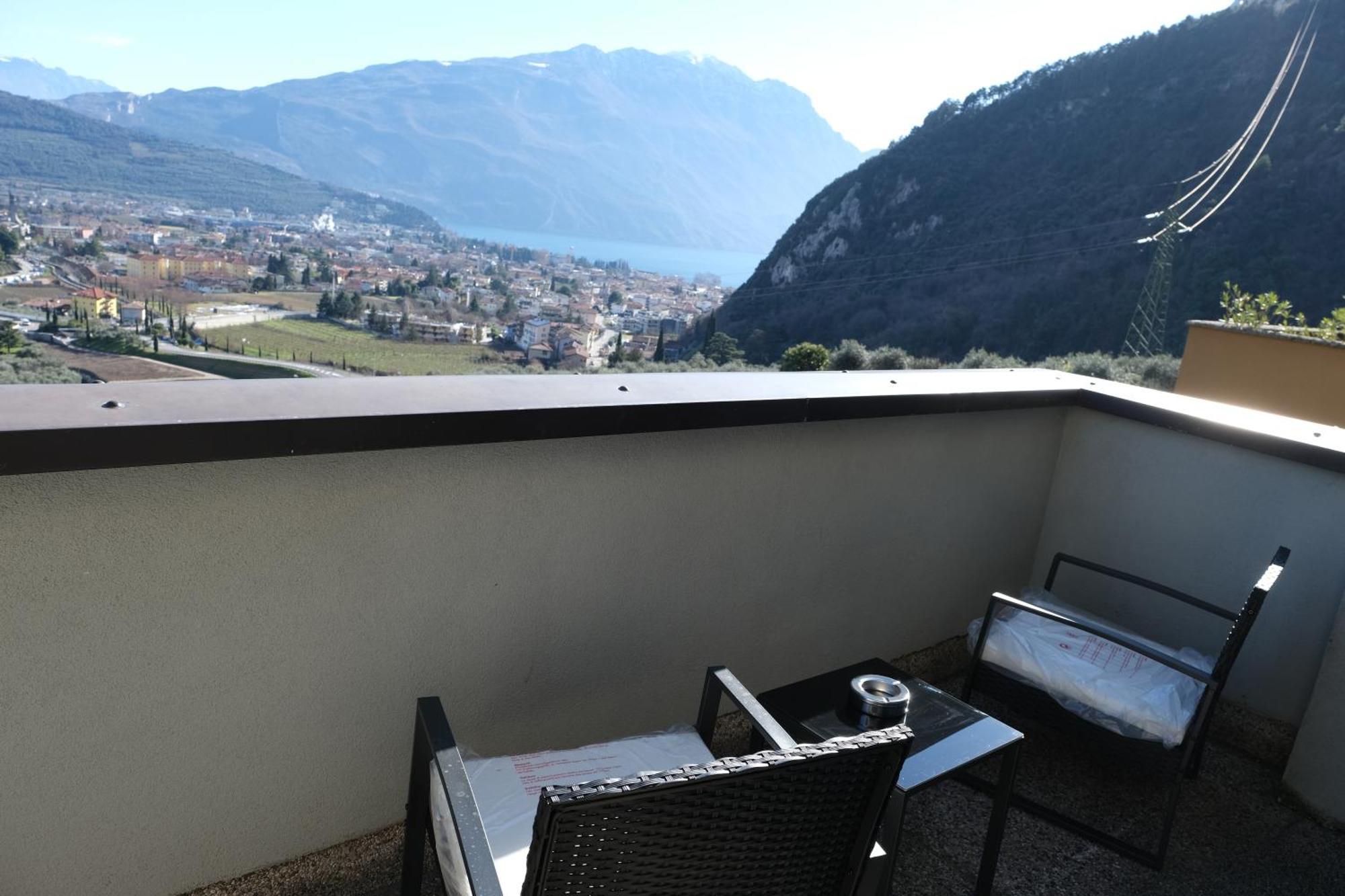 Casa Segantini - Panorama Pool Apartment Gavazzo Nuova Екстер'єр фото